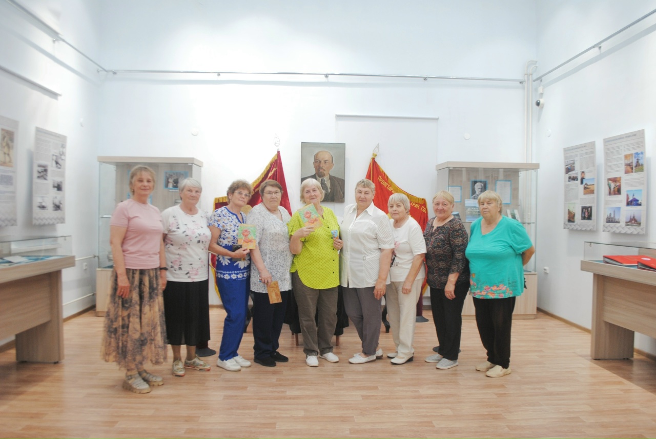 Участницы женского клуба «Вдохновение» посетили музей